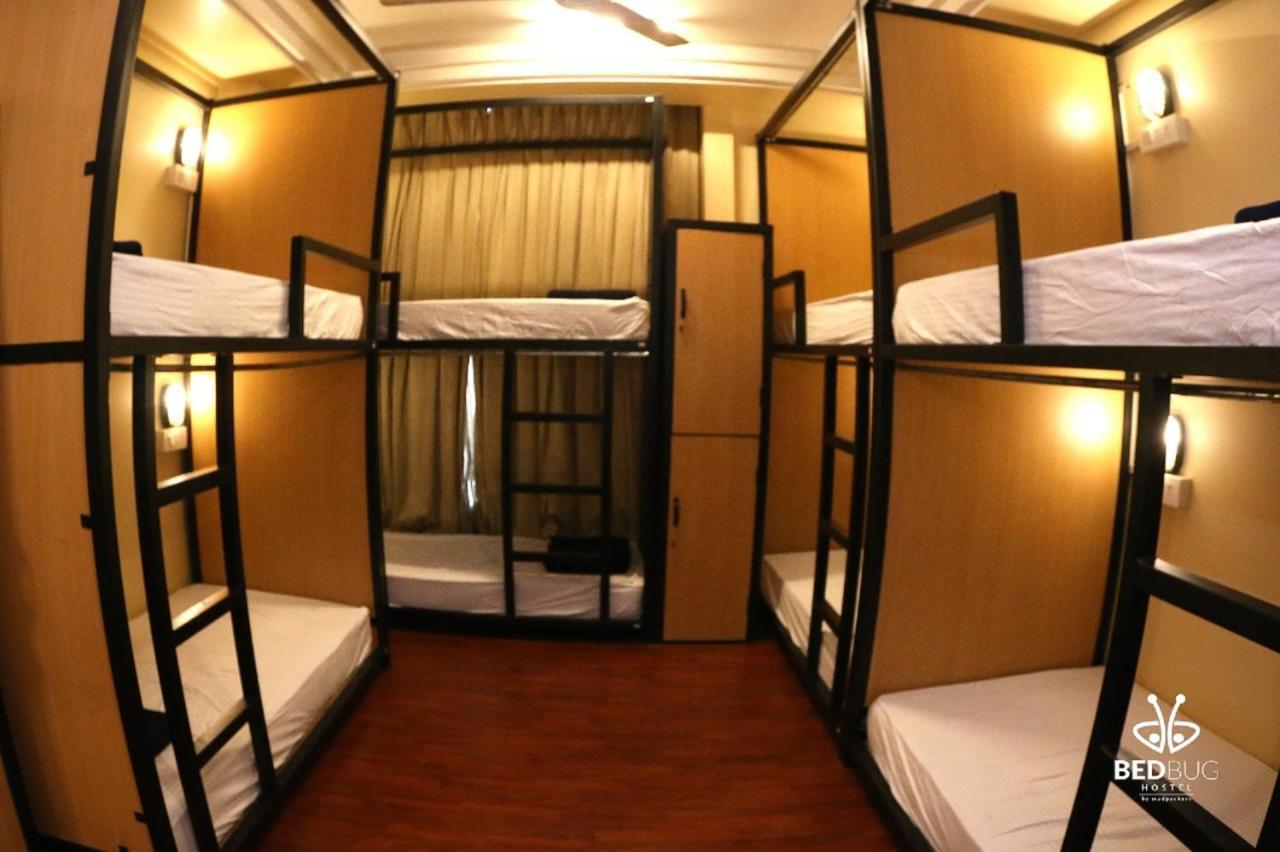 Madpackers Delhi West Hostel New Delhi Exterior photo