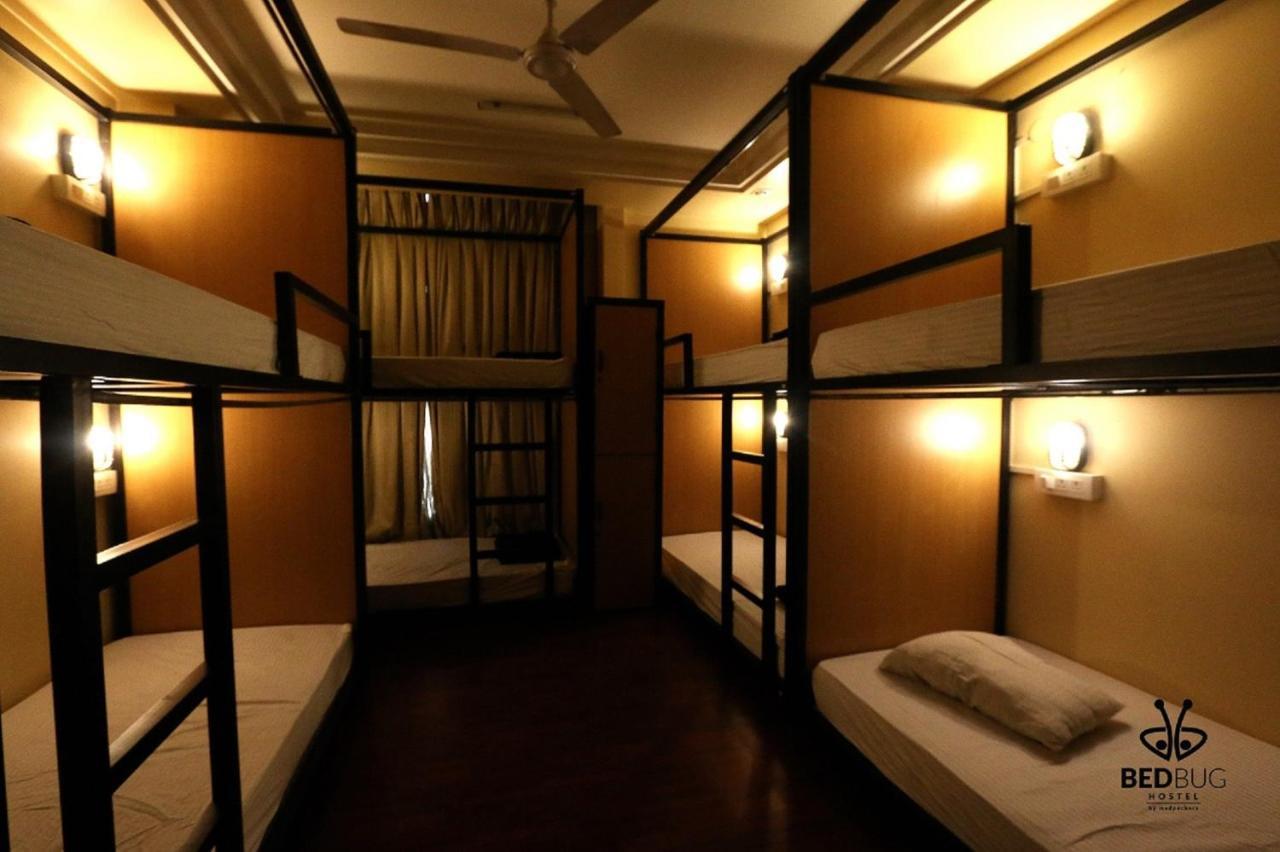 Madpackers Delhi West Hostel New Delhi Exterior photo